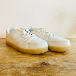 NEW Wize & Ope LED Lights Low Sneakers - White / US 7